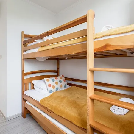 Marynarzy Okretow Pogranicza By Renters *