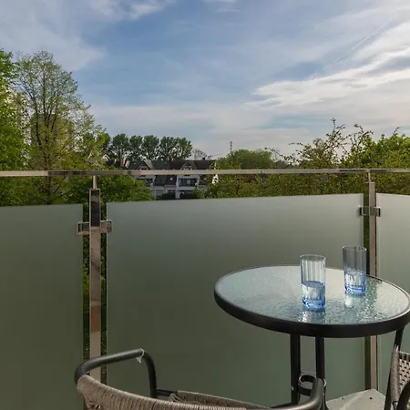 Apartment Marynarzy Okretow Pogranicza By Renters